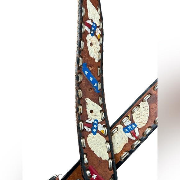 Vintage Handmade Western Leather Belt with Eagle Motif Made in Mexico - Picture 5 of 5